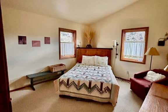 Lodge Room 2 - Image 1