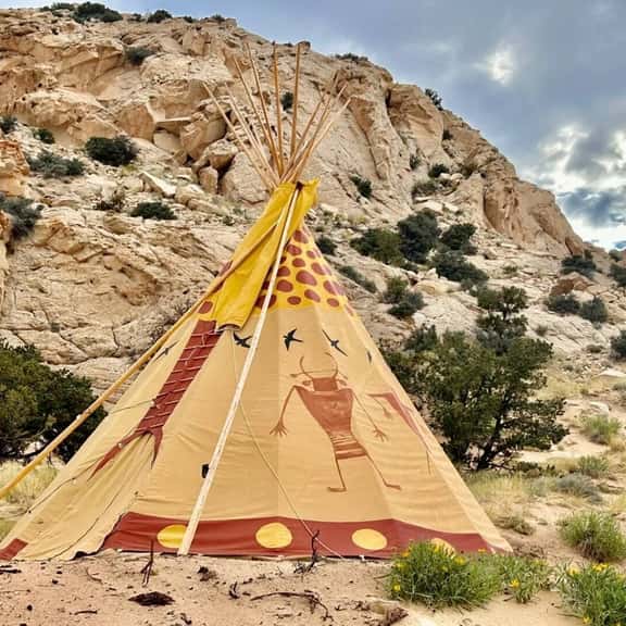 Native American Shaman Tipi - Image 1
