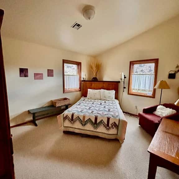 Lodge Room 2 - Image 1