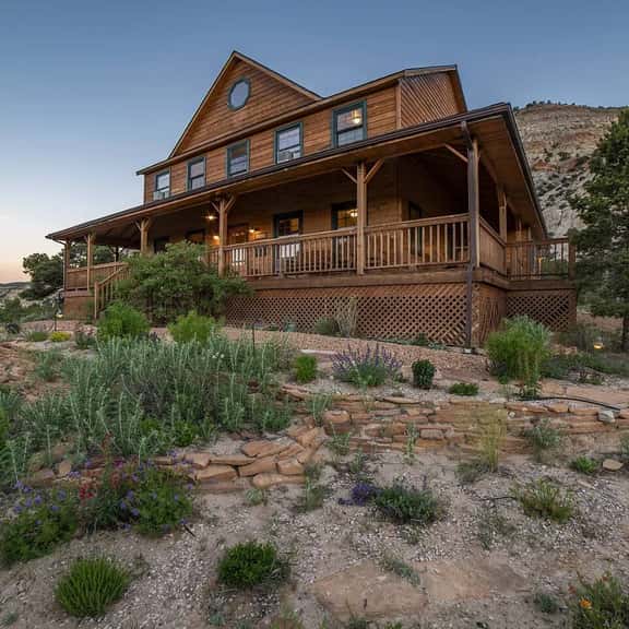 Lodge - Image 1
