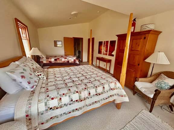 Lodge Room 3 - Image 2